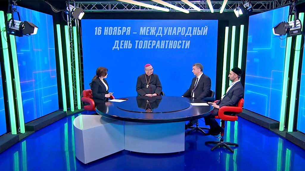 Католик, Протестант и Мусульманин. Ташкент. Эфир посвященный Международному дню толерантности