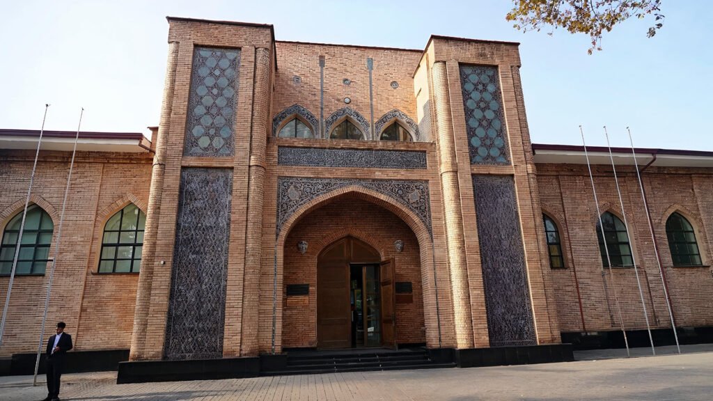 Состоялось открытие фотовыставки «Узбекистан — страна толерантности»