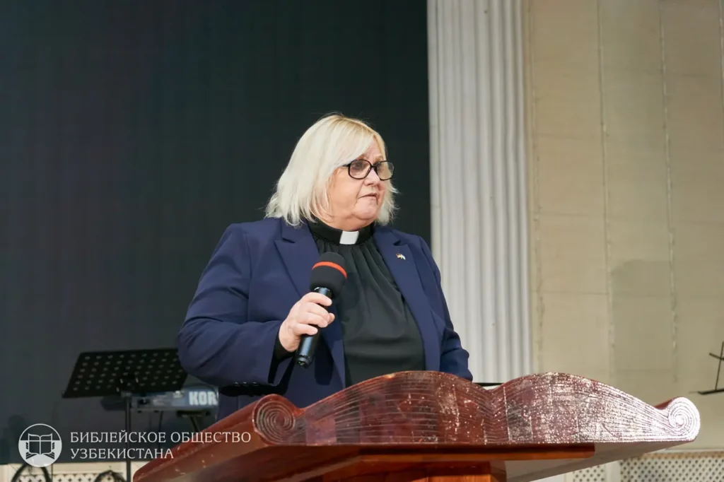 Людмила Шмидт, председатель общины Евангелическо-лютеранской церкви Ташкента